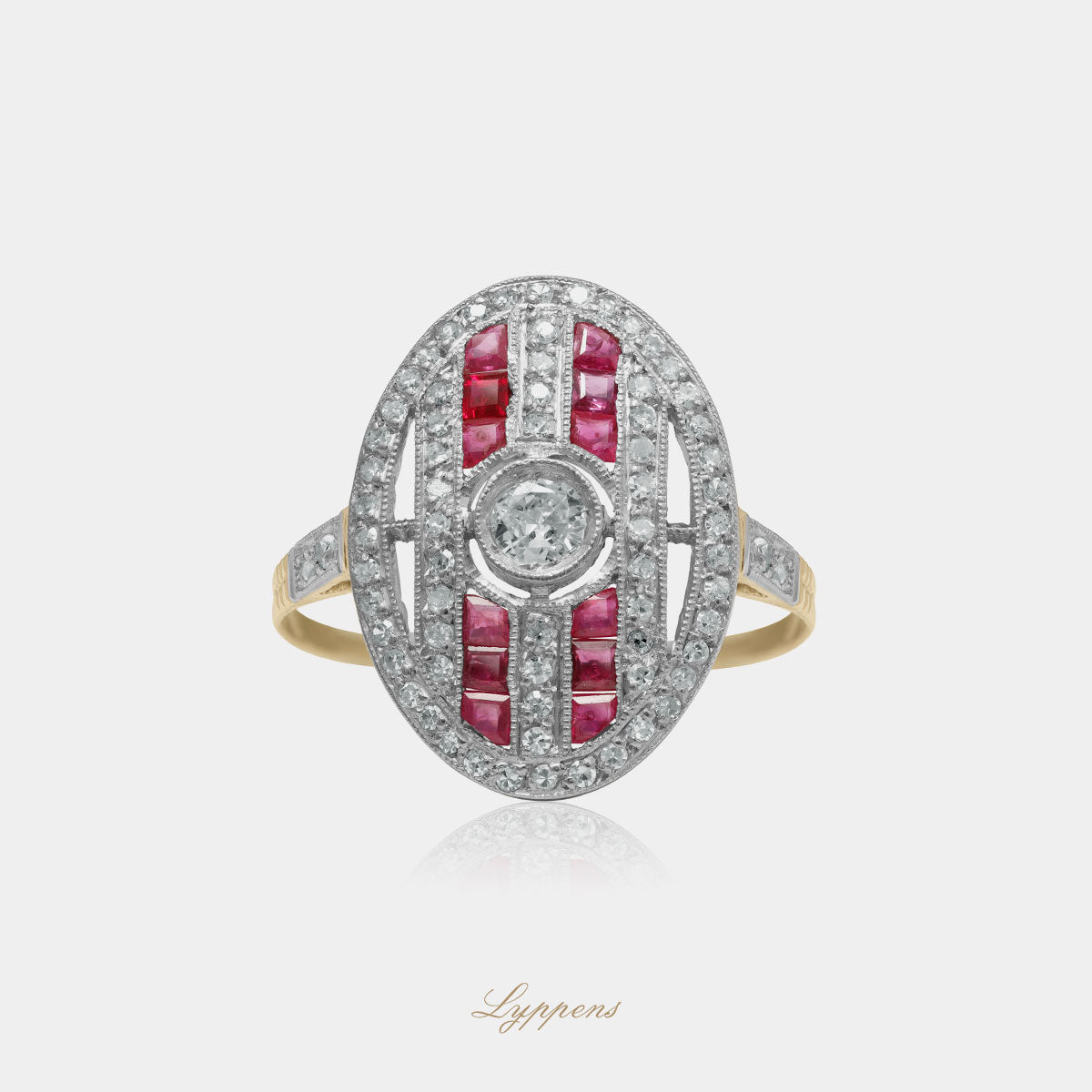 Yellow gold Art deco ring with ruby and diamonds