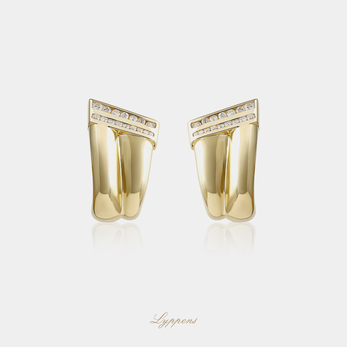 Geelgouden vintage oorbellen met diamant