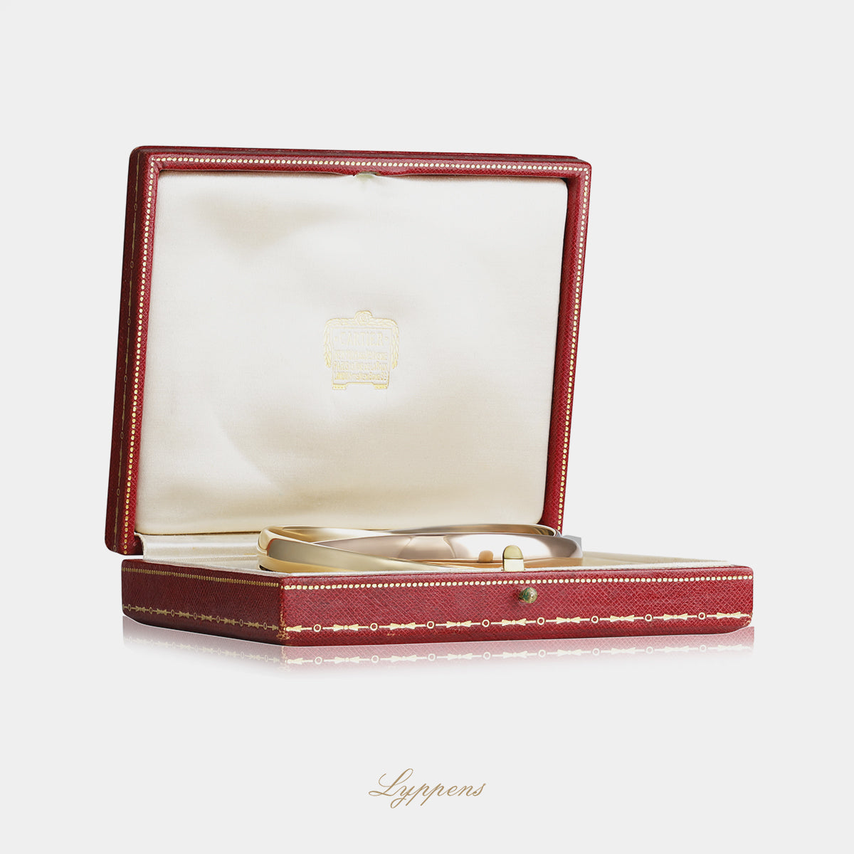 Vintage Cartier Trinity Extra Large armband in 18kt geel-, wit- en roségoud, met drie brede banden en originele Cartier doos