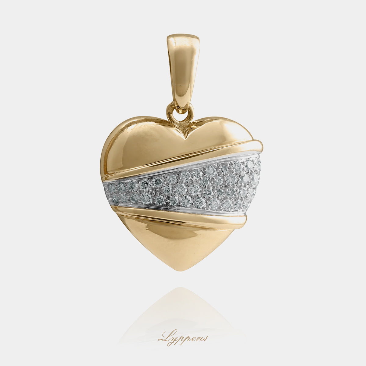 Yellow gold vintage heart pendant with diamonds