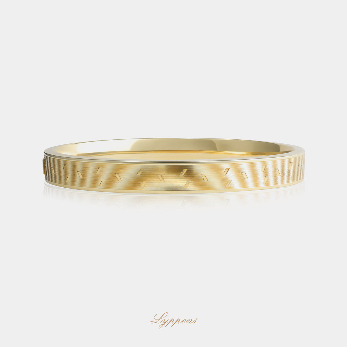 14kt geelgouden vintage ovale bangle met rechthoekig profiel en gegraveerde decoratie