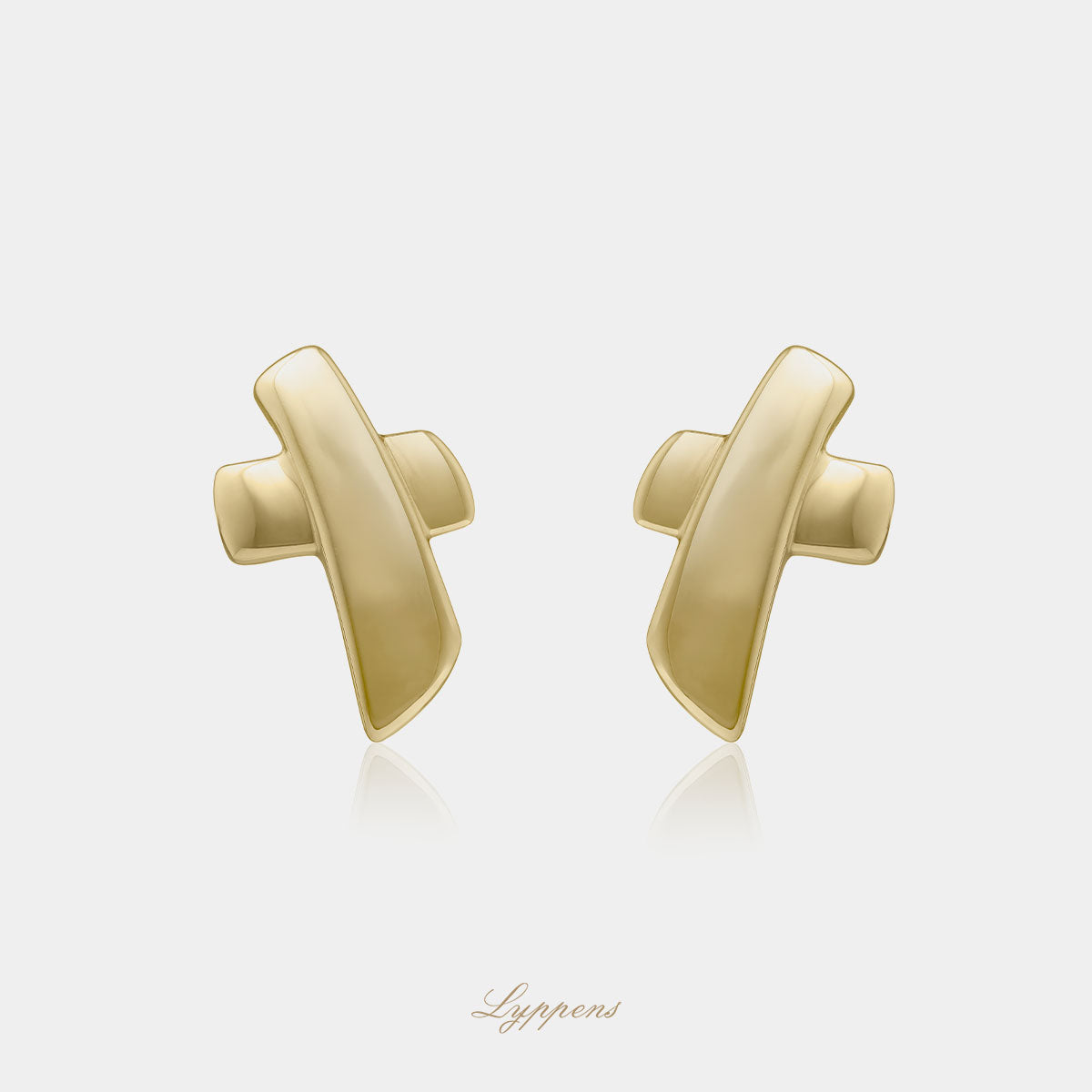 Yellow gold vintage ear studs
