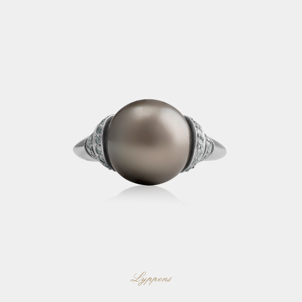 Witgouden vintage ring met Tahiti parel en diamant