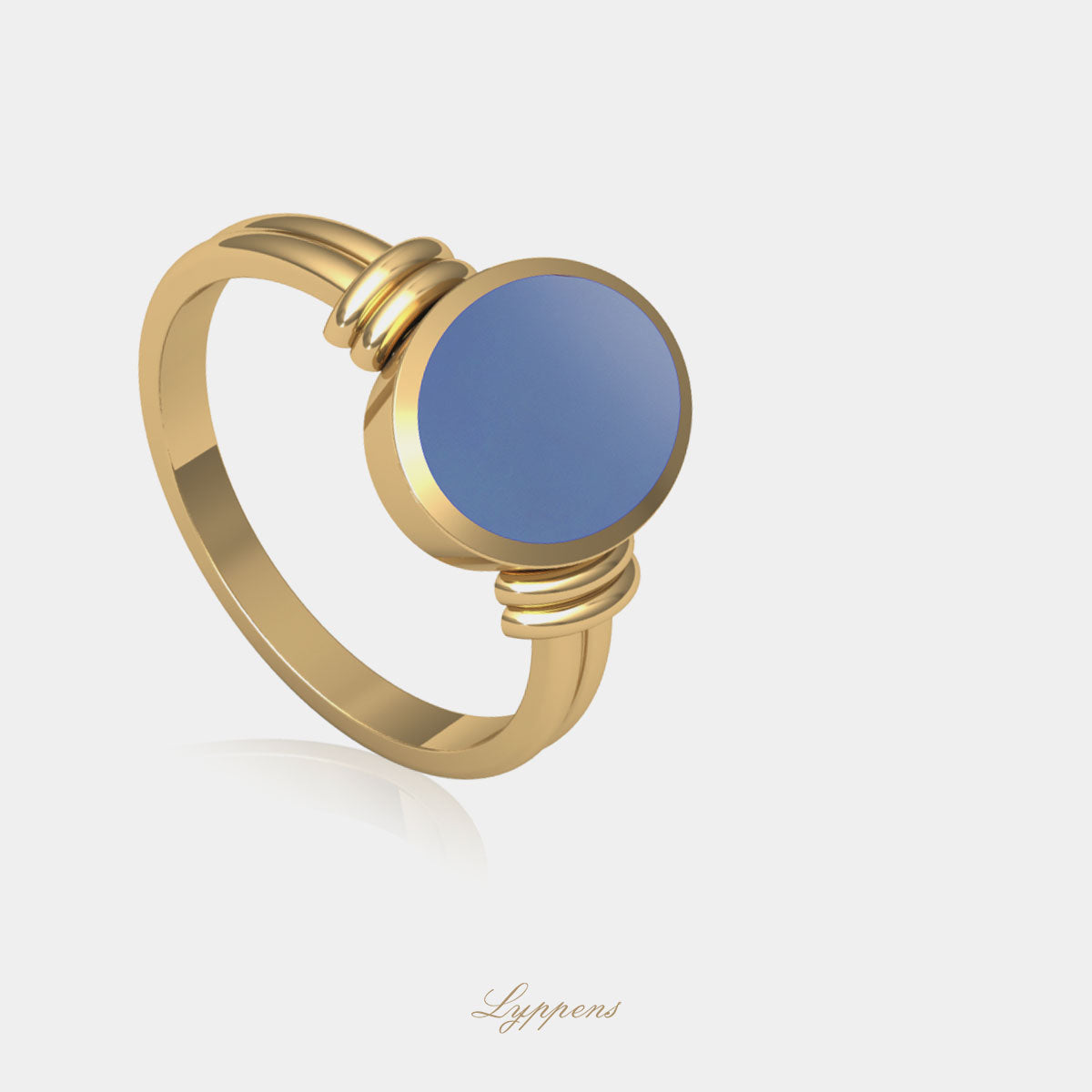 Yellow gold signet ring with layer stone