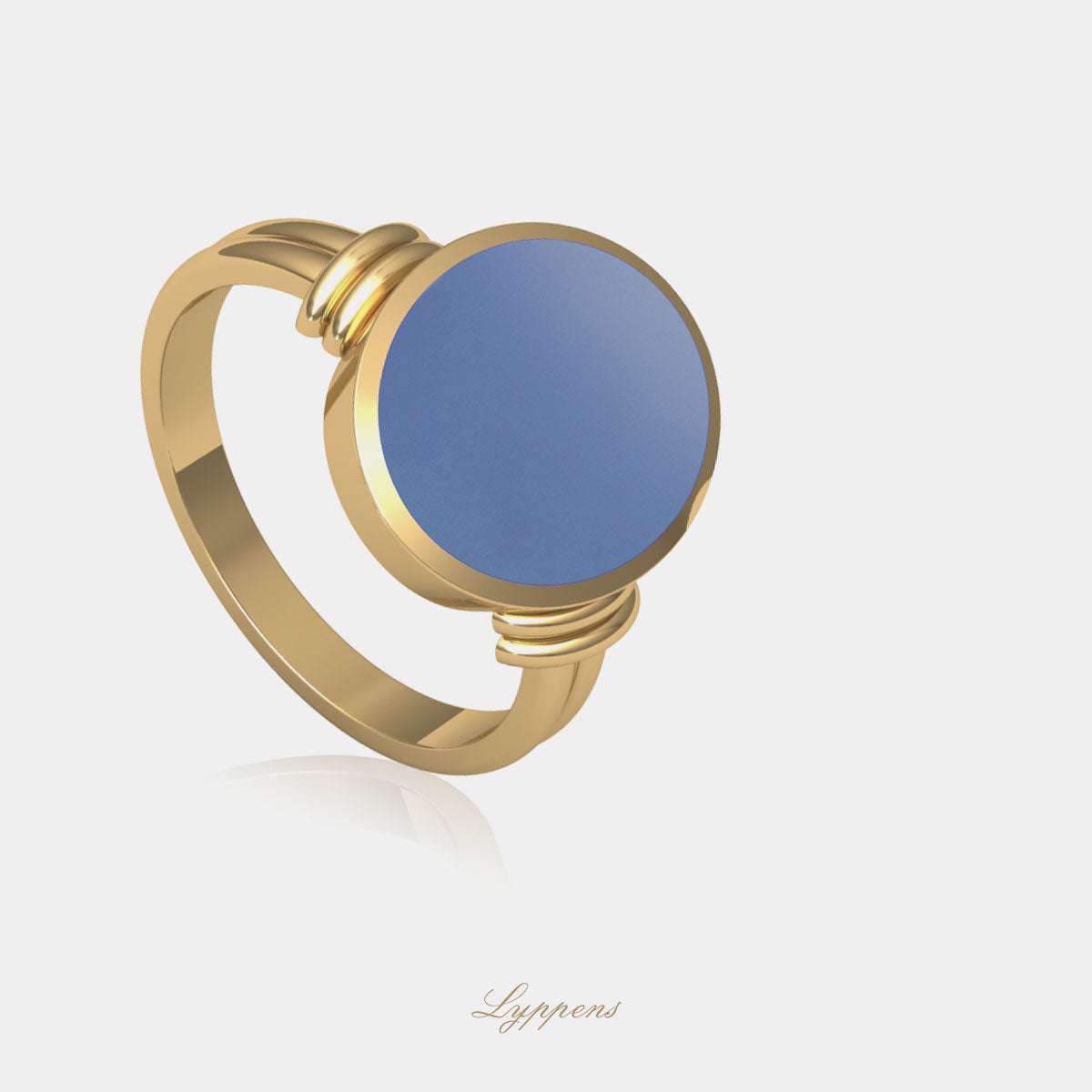 Yellow gold signet ring with layer stone