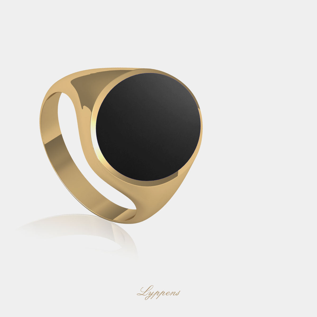 Yellow gold signet ring with onyx