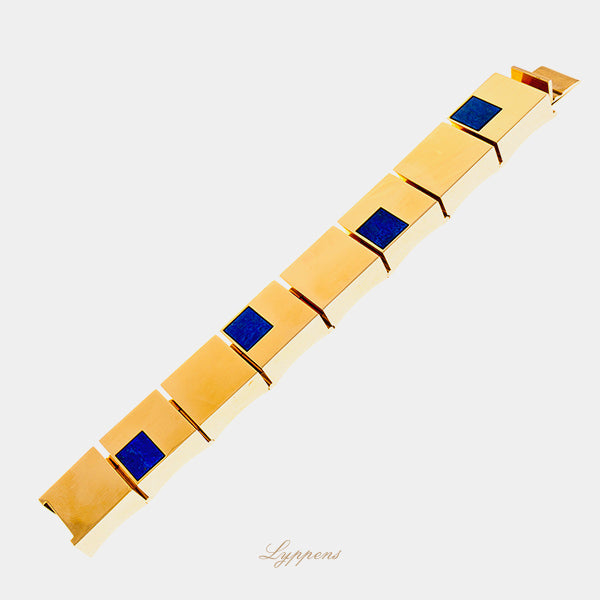 Geelgouden vintage armband van Mappins Denmark gezet met vier vierkante lapis lazuli.