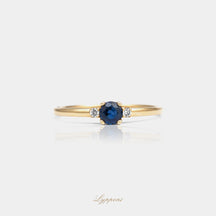 Geelgoud met saffier en diamant