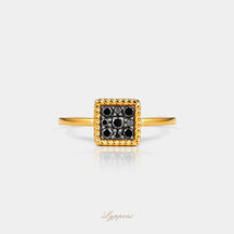 Geelgoud met zwarte diamant