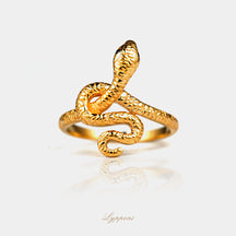 Geelgoud met zwarte diamant