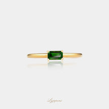 Geelgoud met groene toermalijn