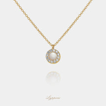 Geelgoud met parelmoer en diamant
