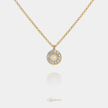 Geelgoud met maansteen en diamant